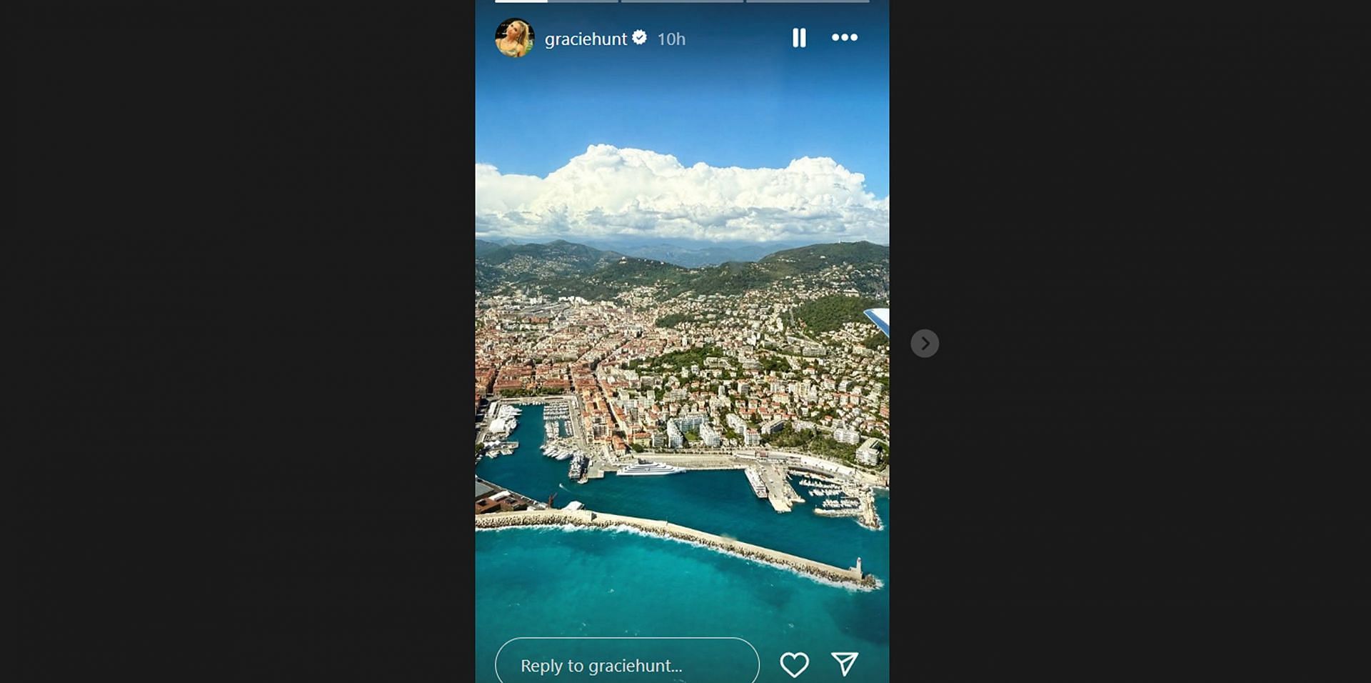 Chiefs CEO Clark Hunt's wife, Tavia, sneaks out for vacation to Monaco with daughter Gracie / @graciehunt